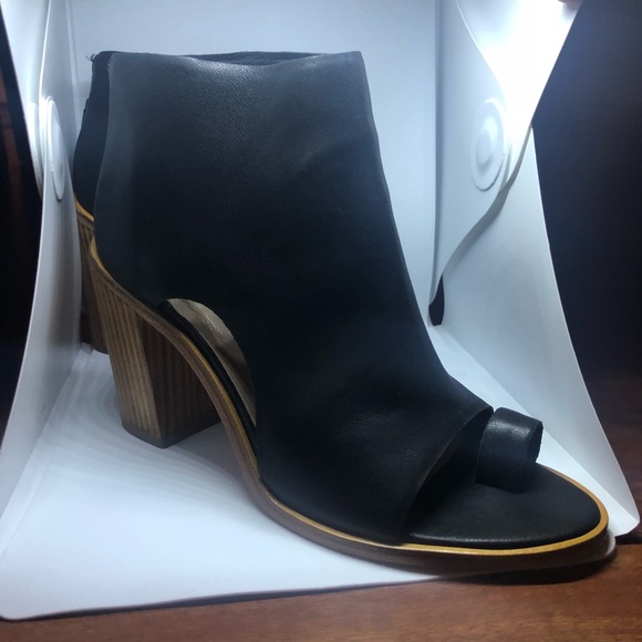 Loeffler Randall Heels - Picture 2 of 6